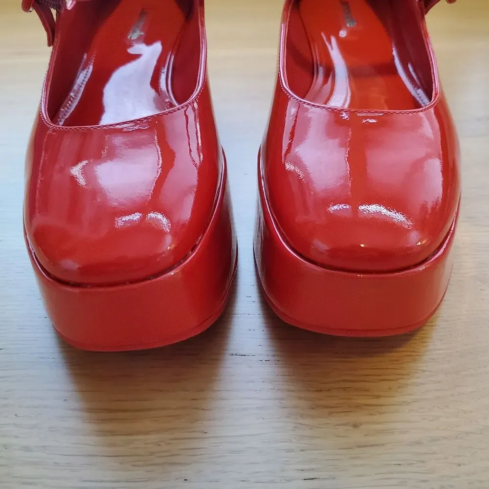 NEW Larroude Blair Flatform Red Patent Leather Platform Mary Janes